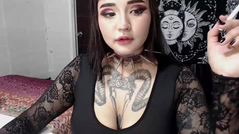 Snapshot of morganmoon1 chatting on October 15, 2025, 6:41 pm Morgan Moon online show from October 15, 2025, 6:41 pm