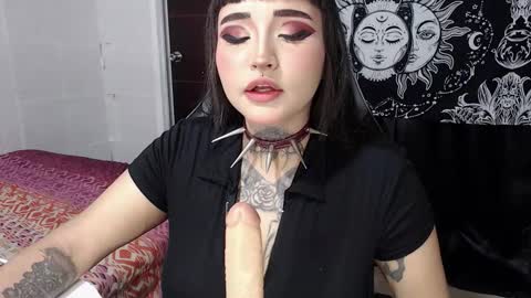 Snapshot of morganmoon1 chatting on October 22, 2025, 8:08 pm Morgan Moon online show from October 22, 2025, 8:08 pm