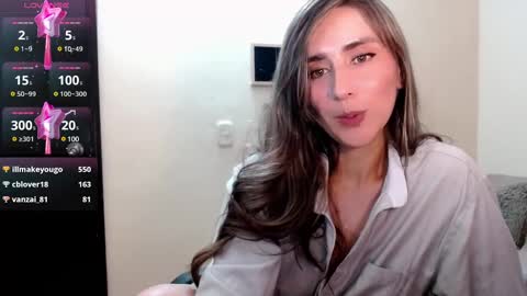 Snapshot of moriahhoe chatting on February 25, 2025, 10:18 pm Moriah online show from February 25, 2025, 10:18 pm
