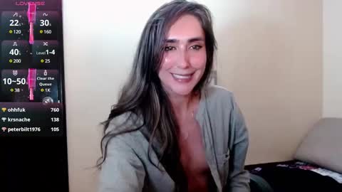 Snapshot of moriahhoe chatting on March 3, 2025, 10:10 pm Moriah online show from March 3, 2025, 10:10 pm