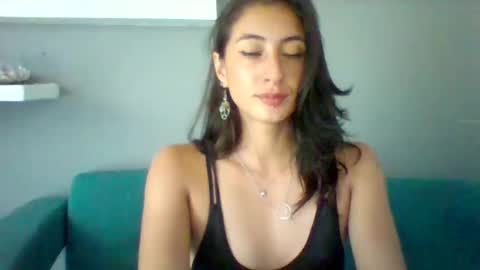 moritha2397 online show from April 24, 2026, 3:47 pm