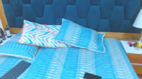 morrigan_luxus online show from November 15, 2025, 1:29 pm