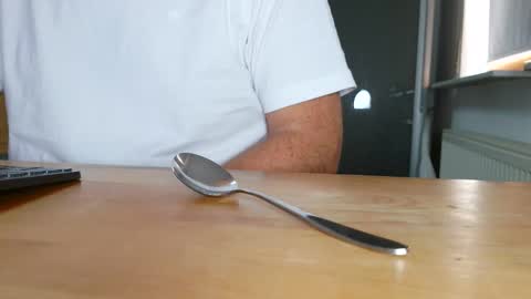 Snapshot of morris_01 chatting on November 20, 2025, 9:42 am Morris online show from November 20, 2025, 9:42 am