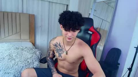 Snapshot of morthy_downey chatting on January 16, 2025, 4:07 pm Morthy online show from January 16, 2025, 4:07 pm