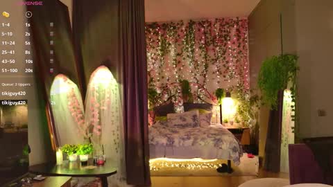 Snapshot of morvelyn chatting on March 12, 2026, 9:10 pm morvelyn online show from March 12, 2026, 9:10 pm