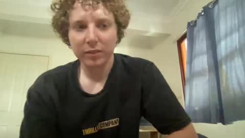 Snapshot of mosterr325 chatting on February 24, 2025, 11:19 pm mosterr325 online show from February 24, 2025, 11:19 pm