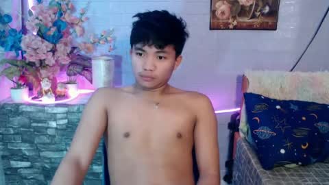 Snapshot of mostwantedtwink chatting on June 17, 2026, 12:29 pm mostwantedtwink online show from June 17, 2026, 12:29 pm