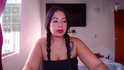 MOTITA LUX online show from November 17, 2025, 9:42 pm