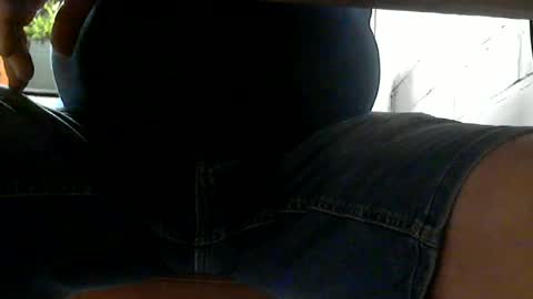 Snapshot of motofann2 chatting on June 19, 2026, 10:41 am motofann2 online show from June 19, 2026, 10:41 am