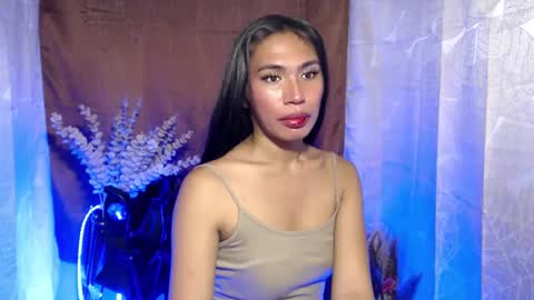 mouiline_rouge69 online show from February 5, 2025, 7:07 am