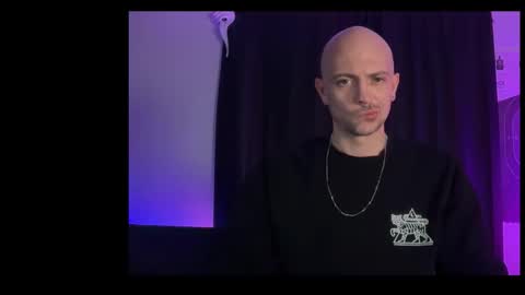 mount_vesuvius online show from February 18, 2026, 7:32 pm