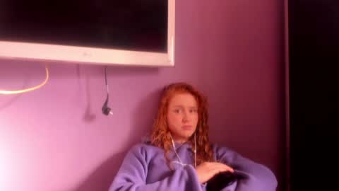 Eva  online show from February 22, 2025, 11:46 am