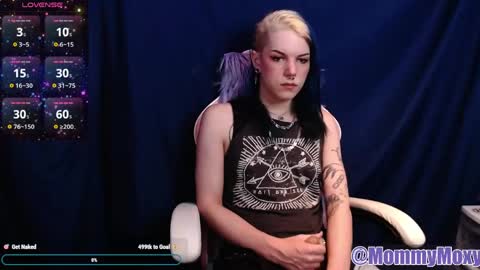 Moxy online show from May 1, 2026, 7:18 pm
