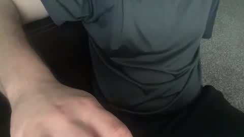 mr199801 online show from April 26, 2026, 5:32 pm