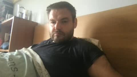 Snapshot of mr834565 chatting on July 18, 2026, 11:03 am mr834565 online show from July 18, 2026, 11:03 am