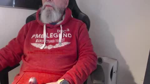 mr_boombastic2021 online show from October 24, 2025, 9:17 am