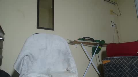 mr_brown_bigger online show from January 27, 2025, 11:43 pm