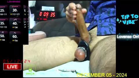 Snapshot of mr_edging741 chatting on December 5, 2024, 11:07 pm David online show from December 5, 2024, 11:07 pm