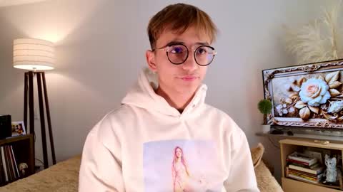 Mr Evans online show from November 9, 2025, 5:00 pm