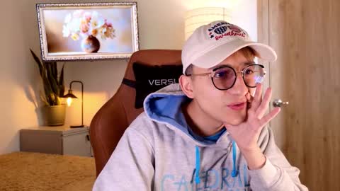 Mr Evans online show from November 12, 2025, 2:50 pm