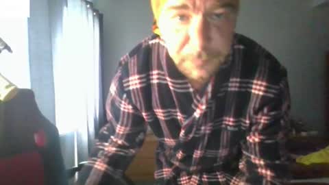 Snapshot of mr_i_ chatting on September 14, 2025, 10:14 am mr_i_ online show from September 14, 2025, 10:14 am