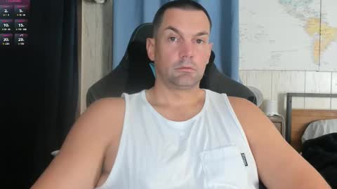 Snapshot of mr_mac69 chatting on September 25, 2025, 5:05 pm Cam online show from September 25, 2025, 5:05 pm