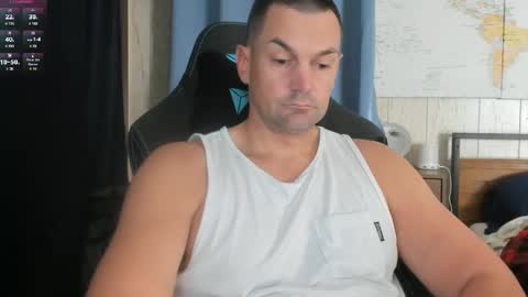 Snapshot of mr_mac69 chatting on October 8, 2025, 10:51 pm Cam online show from October 8, 2025, 10:51 pm