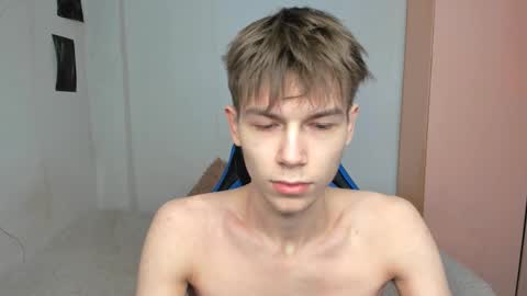 Snapshot of mr_makentoshi chatting on February 24, 2025, 1:31 pm Makentoshi online show from February 24, 2025, 1:31 pm