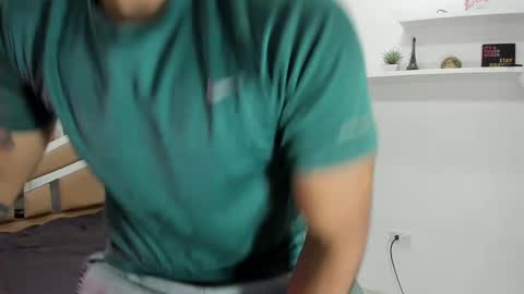 MIKEE online show from March 7, 2025, 3:08 am