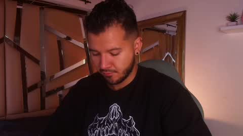 MIKEE online show from September 10, 2025, 3:06 am