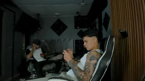 mr_mois online show from May 29, 2026, 7:17 am
