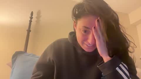 Mr  Mrs Glitter online show from February 20, 2026, 8:42 pm