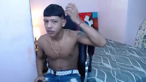 mr_stiven_ online show from February 7, 2025, 2:40 am