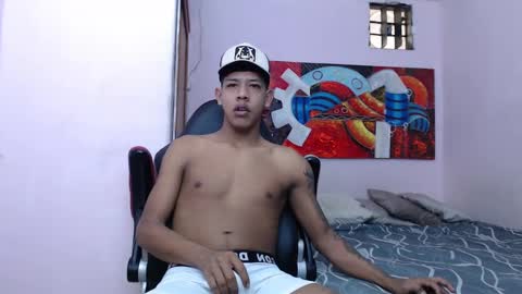 mr_stiven_ online show from February 11, 2025, 2:14 am