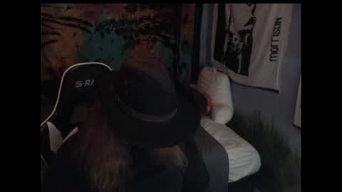 mr_strawberry online show from October 7, 2025, 4:53 am