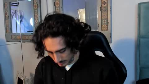 MR online show from November 3, 2025, 2:46 am