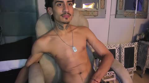 MR online show from December 19, 2025, 7:43 pm