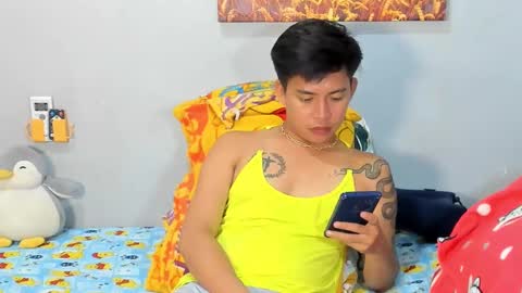 Snapshot of mr_swe3t0oth chatting on February 27, 2025, 7:01 am KYLE online show from February 27, 2025, 7:01 am