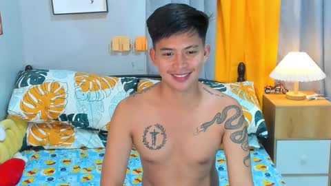 Snapshot of mr_swe3t0oth chatting on March 4, 2025, 4:17 am KYLE online show from March 4, 2025, 4:17 am