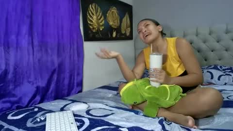 Snapshot of mrandms01 chatting on May 10, 2026, 10:48 pm mrandms01 online show from May 10, 2026, 10:48 pm