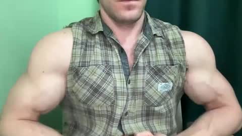 Snapshot of mrbiceps_23 chatting on January 29, 2025, 12:13 pm Mrbiceps23 online show from January 29, 2025, 12:13 pm