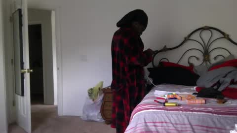 MrBigDThomas online show from October 7, 2025, 4:59 pm