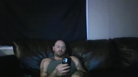 Snapshot of mrbigstik1 chatting on November 14, 2025, 2:54 am mrbigstik1 online show from November 14, 2025, 2:54 am