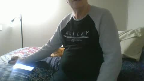 Snapshot of mrbill55 chatting on February 23, 2025, 12:19 am mrbill55 online show from February 23, 2025, 12:19 am