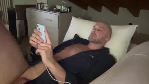 mrboy91vr online show from June 8, 2026, 6:41 pm