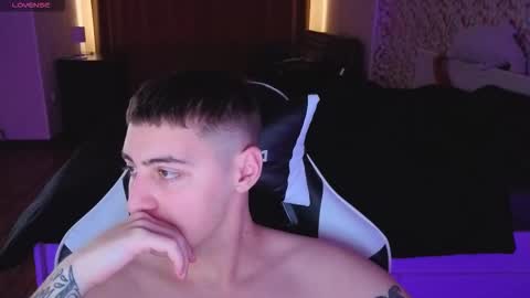 Snapshot of mrburnn chatting on October 30, 2025, 8:27 am Mad online show from October 30, 2025, 8:27 am