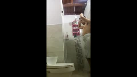 Snapshot of mrchrisdaniel chatting on January 22, 2025, 2:48 am Christtofer online show from January 22, 2025, 2:48 am