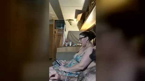 mrcloudofsmoke online show from July 8, 2026, 4:06 am