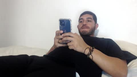 Snapshot of mrcum24 chatting on September 17, 2025, 2:13 am Will online show from September 17, 2025, 2:13 am