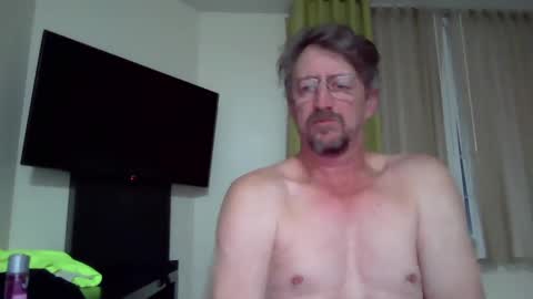 Snapshot of mrcumstain chatting on March 4, 2025, 4:49 am mrcumstain online show from March 4, 2025, 4:49 am